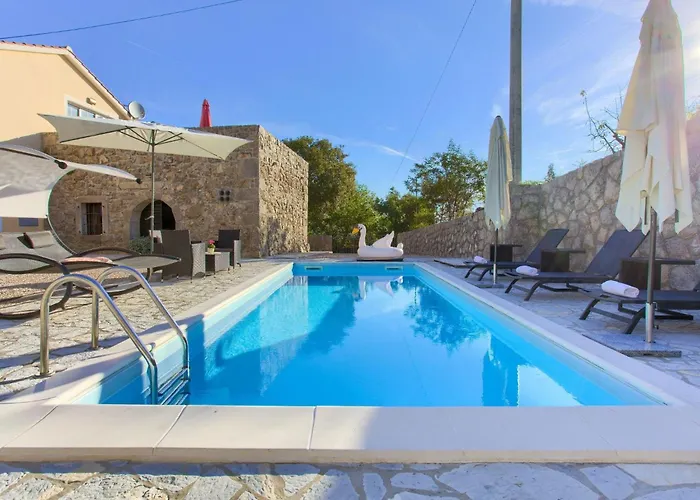 Mit Eigenem Pool By Interhome 펜션