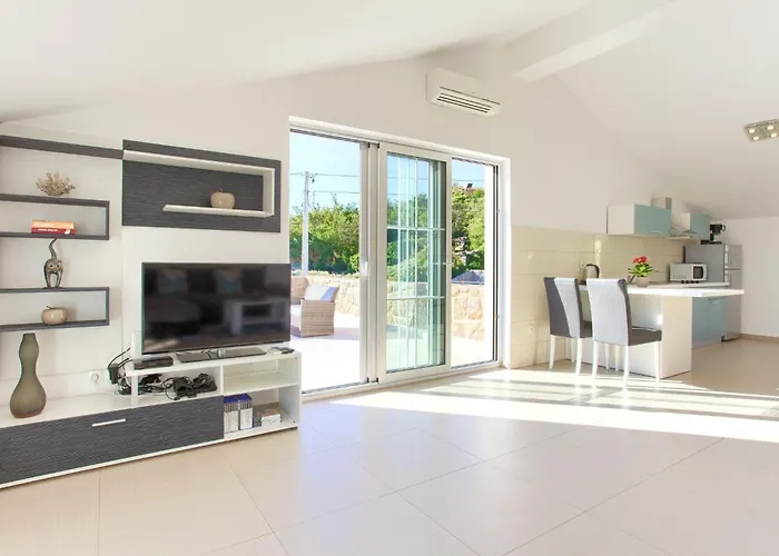 펜션 Mit Eigenem Pool By Interhome
