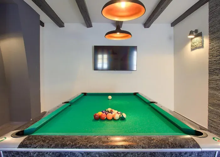 Mit Eigenem Pool By Interhome * Vrh (Krk)